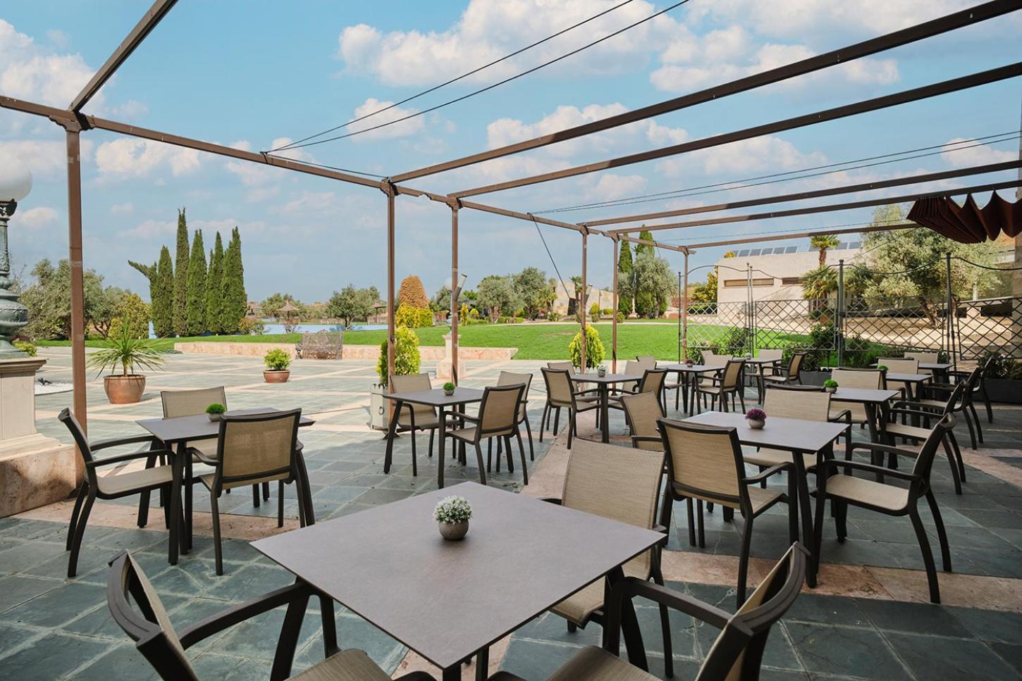 Hotel Spa Villa Nazules Chueca Luaran gambar