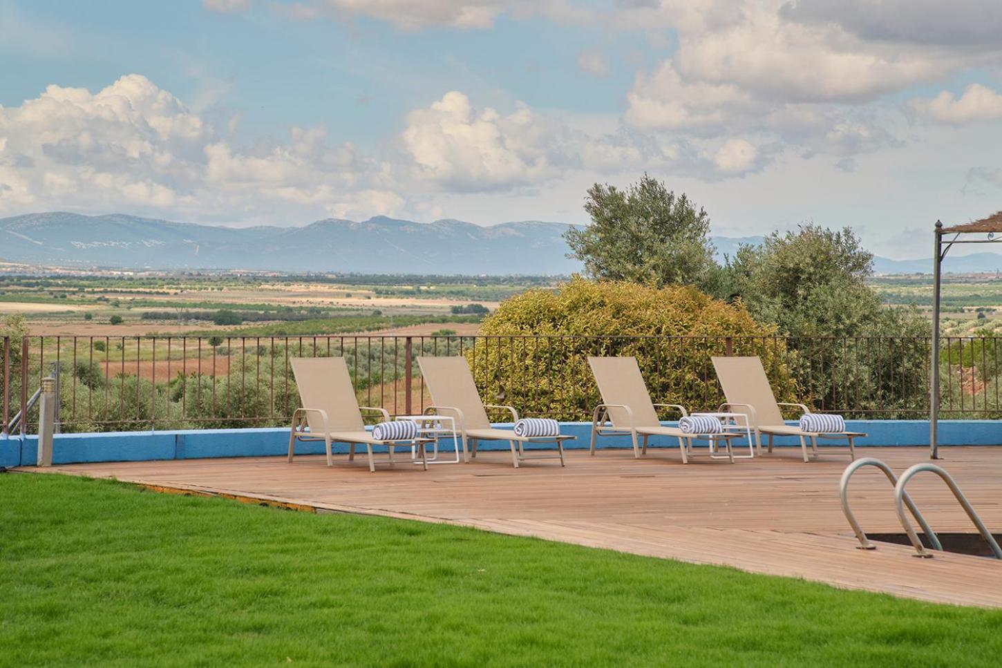 Hotel Spa Villa Nazules Chueca Luaran gambar