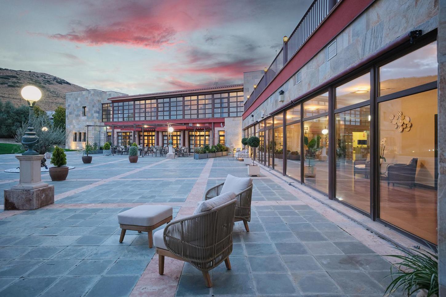 Hotel Spa Villa Nazules Chueca Luaran gambar